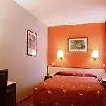 Pierre Nicole Hotel 2*