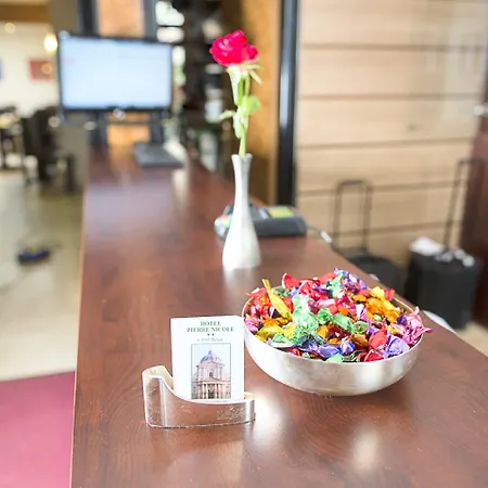 Hotel Pierre Nicole Paris