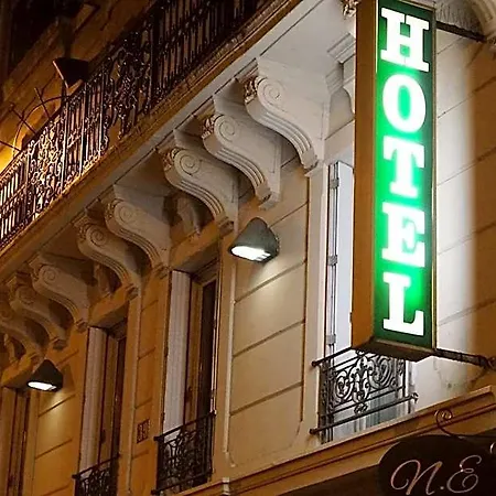 Pierre Nicole 2* Paris