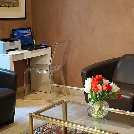 Pierre Nicole Hotel