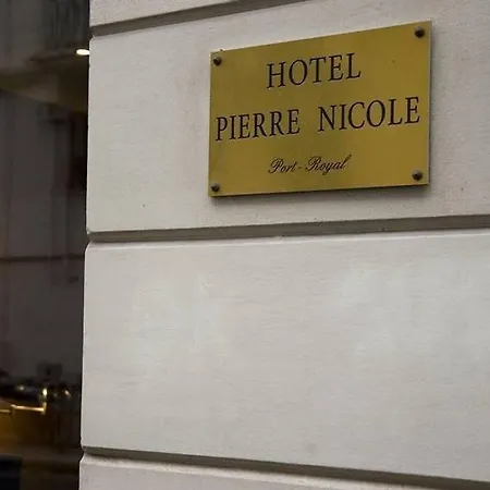 Hotel Pierre Nicole Paris