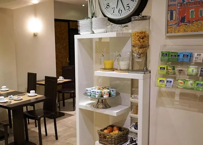 オテル ピエール ニコール ホテル パリ