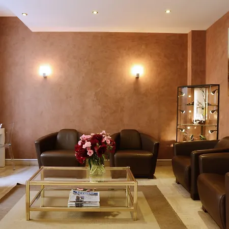 Pierre Nicole Hotel 2*