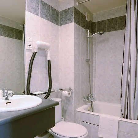 Pierre Nicole 2* Paris