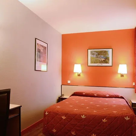 Pierre Nicole Hotel Paris