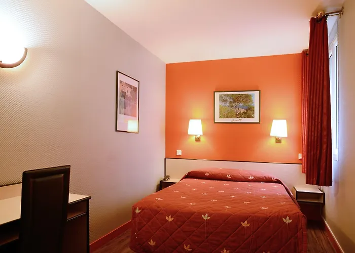 Pierre Nicole Hotel 2*