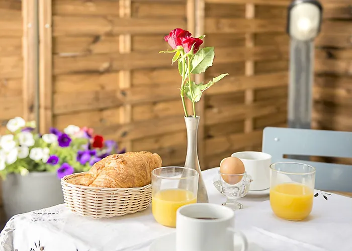 Hotel Pierre Nicole Paris