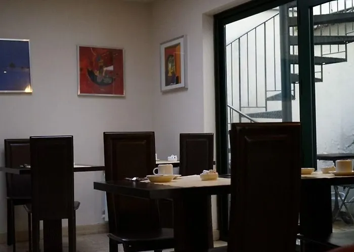 Hotel Pierre Nicole 2*