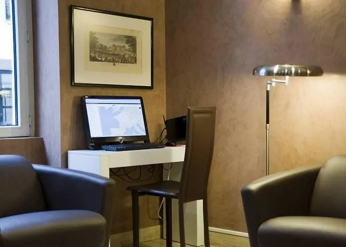 Hotel Pierre Nicole 2*