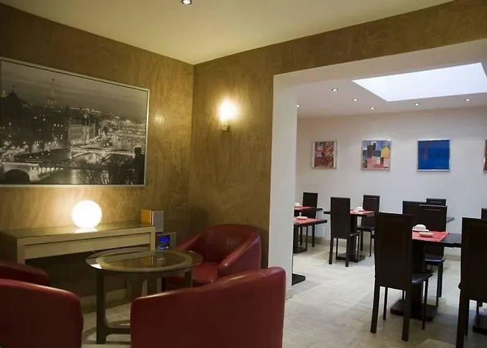 Hotel Pierre Nicole Paris