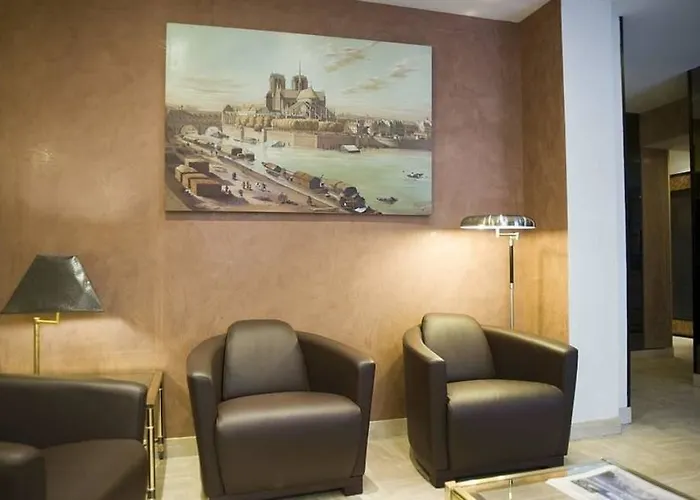 Pierre Nicole Hotel Paris