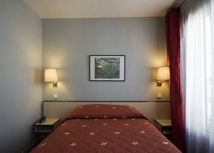 Pierre Nicole Hotel Paris