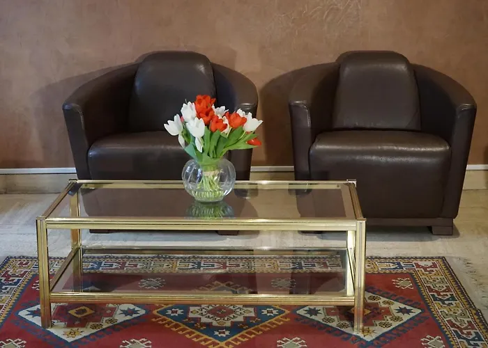 Hotel Pierre Nicole 2*